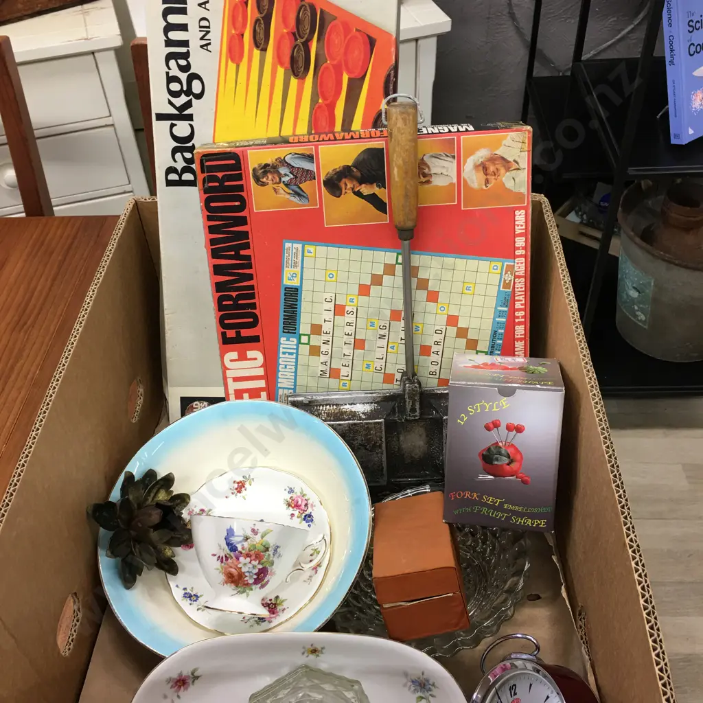 Vintage Games, China, Glass Ware  Etc Image 1++